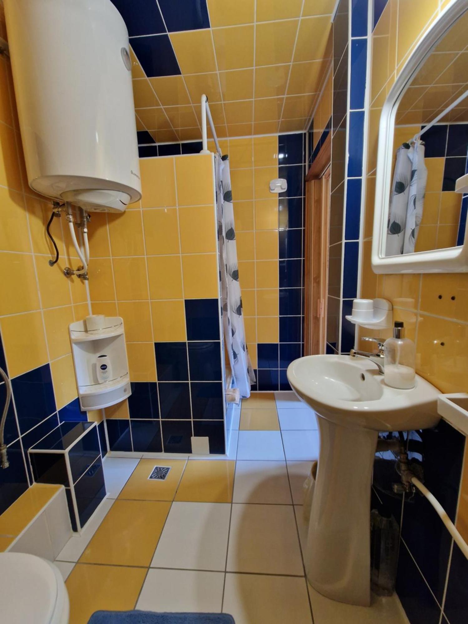 Voro Mold Hotell Gura Humorului Exteriör bild